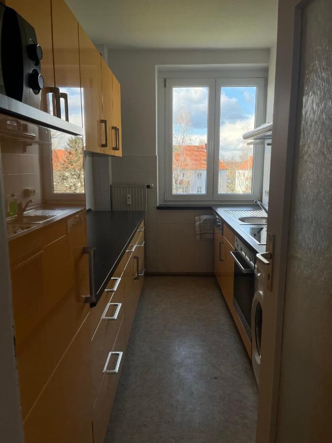 Monteur-& Ferienwohnung Eichmann Dresda Esterno foto