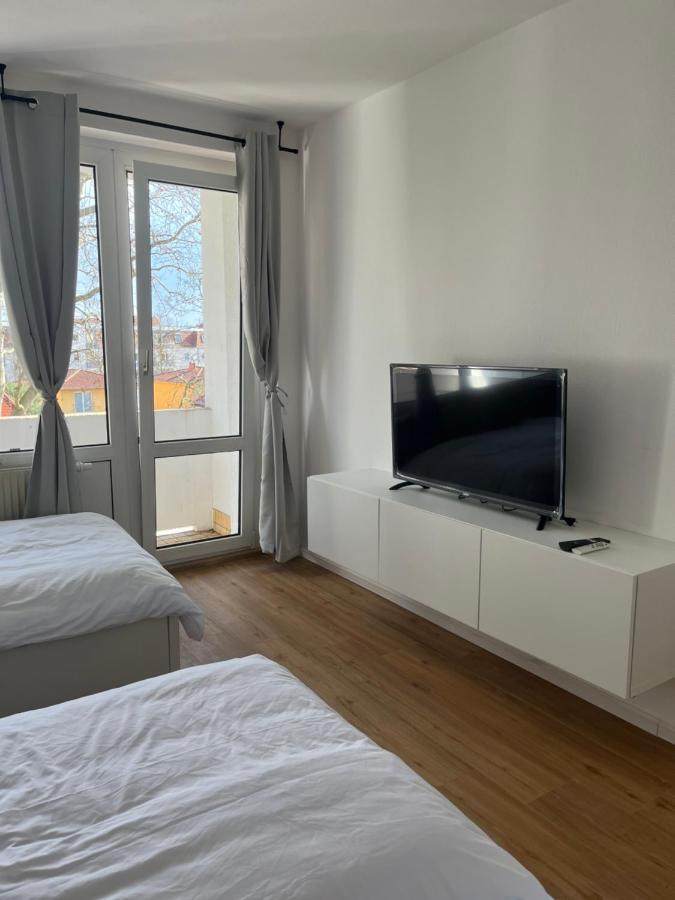 Monteur-& Ferienwohnung Eichmann Dresda Esterno foto